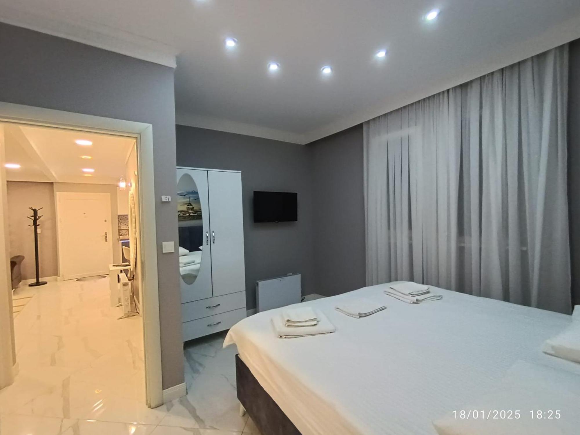 Little Palace Blue Apartment Istanbul Exterior photo